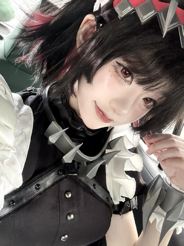 ᗦ↞︎◃︎#鲨鱼妹 #艾莲乔 #鲨鱼妹cos #cos #ooc致歉▎Sourceᗦ↞︎◃︎#鲨鱼妹 #艾莲乔 #鲨鱼妹cos #cos #ooc致歉▎Source